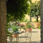 Palazzo Sant'angelo Bed & Breakfast 4*