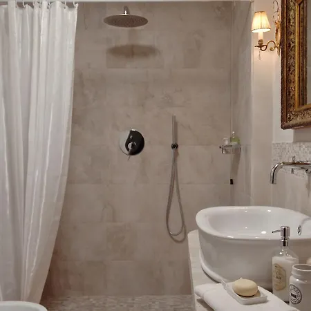 Palazzo Sant'angelo 4* スポレート